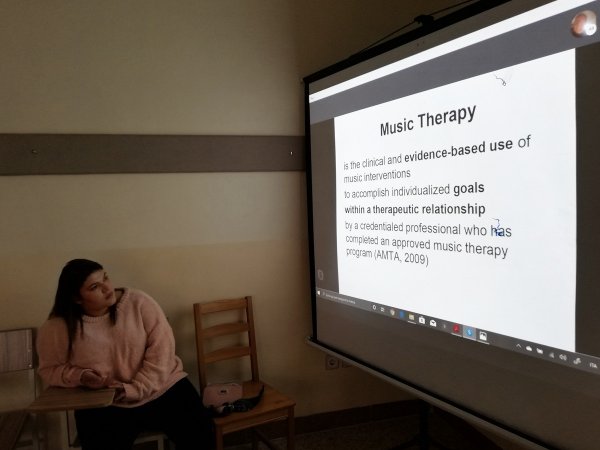 Arte per il sociale in Iraq – Musicoterapia con Walking Arts NGO
